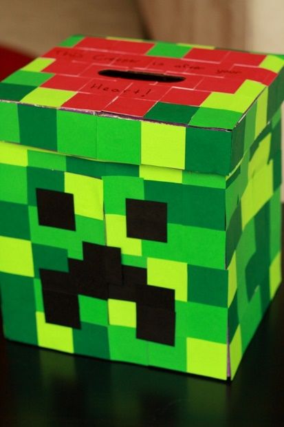 The Minecraft Creeper box