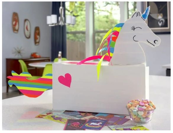 The unicorn valentine day’s box
