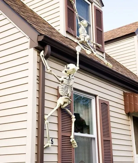 most creepy halloween decoration front yard 20