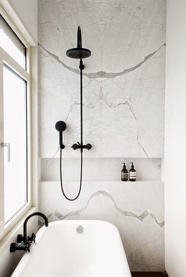 Carrara White Marble Bathtub and Showerhead Design Ideas